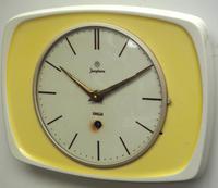 Rare Kitch Ceramic Pot Clock – Junghans 1940s Kitchen Wall Clock (2 of 6) Rare Kitch Ceramic Pot Clock – Junghans 1940s Kitchen Wall Clock (2 of 6)