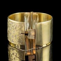 Antique Victorian Engraved Cuff Bangle Silver Gold Gilt c.1880 (4 of 5) Antique Victorian Engraved Cuff Bangle Silver Gold Gilt c.1880 (4 of 5)