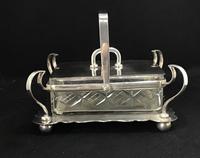 Late Victorian Silver Plated and Glass Sardine Dish. (5 of 5) Late Victorian Silver Plated and Glass Sardine Dish. (5 of 5)