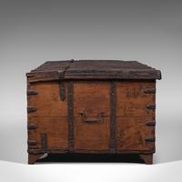 Antique Merchant's Chest, Oriental, Solid Teak, Trunk, William III c.1700 (4 of 12) Antique Merchant's Chest, Oriental, Solid Teak, Trunk, William III c.1700 (4 of 12)