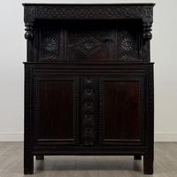 Antique 18th Century Small Georgian Court Cupboard In Oak