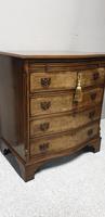Burr Walnut Serpentine Shaped Chest of Drawers (7 of 9) Burr Walnut Serpentine Shaped Chest of Drawers (7 of 9)