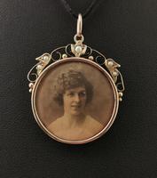 Antique 9ct Gold Locket, Seed Pearl, Edwardian (2 of 9) Antique 9ct Gold Locket, Seed Pearl, Edwardian (2 of 9)