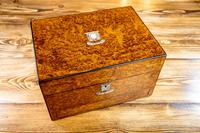 Burr Walnut Vanity by Pearce London 1850 (9 of 13) Burr Walnut Vanity by Pearce London 1850 (9 of 13)