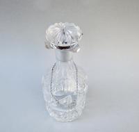 Small Art Deco Silver Mounted Glass Decanter, Birmingham 1928 with Edwardian Silver Whisky Label, London 1904 (2 of 8) Small Art Deco Silver Mounted Glass Decanter, Birmingham 1928 with Edwardian Silver Whisky Label, London 1904 (2 of 8)