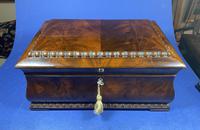 William IV Flame Mahogany Jewellery Box (12 of 20) William IV Flame Mahogany Jewellery Box (12 of 20)