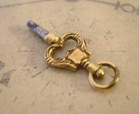 Georgian Pocket Watch Fob Key 1830s Antique Brass Heart Key Size 4 (8 of 10) Georgian Pocket Watch Fob Key 1830s Antique Brass Heart Key Size 4 (8 of 10)