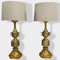 Large Pair of Chinese Style Brass Lamps (2 of 14) Large Pair of Chinese Style Brass Lamps (2 of 14)