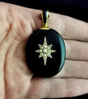 Victorian Onyx Mourning Locket, Seed Pearl Star, 15ct Gold (3 of 12) Victorian Onyx Mourning Locket, Seed Pearl Star, 15ct Gold (3 of 12)