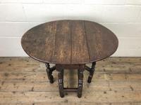 Small 18th Century Gateleg Table (3 of 9) Small 18th Century Gateleg Table (3 of 9)
