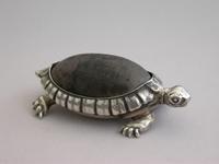 Edwardian Novelty Antique Silver Tortoise Pin Cushion by Saunders & Shepherd, Birmingham, 1906 (8 of 8) Edwardian Novelty Antique Silver Tortoise Pin Cushion by Saunders & Shepherd, Birmingham, 1906 (8 of 8)