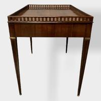 18th Century Mahogany Silver Table (7 of 11) 18th Century Mahogany Silver Table (7 of 11)