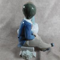 "Primer Amor" or "First Love" Hand Modelled Porcelain Figure by Nao (5 of 9) "Primer Amor" or "First Love" Hand Modelled Porcelain Figure by Nao (5 of 9)