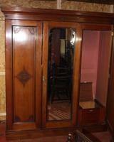 1920s Large 3 Door Mirrored Mahogany Maple and Co Wardrobe (2 of 8) 1920s Large 3 Door Mirrored Mahogany Maple and Co Wardrobe (2 of 8)