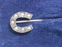 Handsome Edwardian Gold and Seed Pearl Horseshoe Stickpin (2 of 5) Handsome Edwardian Gold and Seed Pearl Horseshoe Stickpin (2 of 5)
