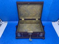 William IV Rosewood Box With Mother Of Pearl Inlay (11 of 14) William IV Rosewood Box With Mother Of Pearl Inlay (11 of 14)