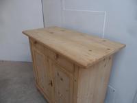 Tidy Antique Pine 2 Door 2 Drawer Dresser Base / TV Stand to wax / paint (5 of 7) Tidy Antique Pine 2 Door 2 Drawer Dresser Base / TV Stand to wax / paint (5 of 7)