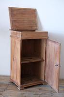 Old pine cupboard with hinged lid above a door (6 of 11) Old pine cupboard with hinged lid above a door (6 of 11)