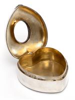 Victorian Silver Heart Shaped Box with an Oval Photograph Window (3 of 4) Victorian Silver Heart Shaped Box with an Oval Photograph Window (3 of 4)