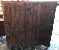 Arts And Crafts Glasgow Style antique 2 over 3 Chest of Drawers in Blond Oak (7 of 8) Arts And Crafts Glasgow Style antique 2 over 3 Chest of Drawers in Blond Oak (7 of 8)