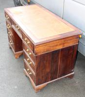 1920s Mahogany Pedestal Desk with Brown Leather on Top (2 of 4) 1920s Mahogany Pedestal Desk with Brown Leather on Top (2 of 4)