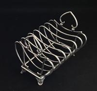 Art Nouveau Silver Plated Seven Bar Toast Rack (3 of 4) Art Nouveau Silver Plated Seven Bar Toast Rack (3 of 4)