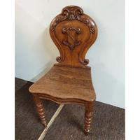 Victorian Oak Armorial Hall Chair (3 of 7) Victorian Oak Armorial Hall Chair (3 of 7)