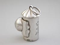 Victorian Novelty Silver Policeman's Bullseye Lantern Vinaigrette by Henry William Dee, London, 1872 (10 of 13) Victorian Novelty Silver Policeman's Bullseye Lantern Vinaigrette by Henry William Dee, London, 1872 (10 of 13)