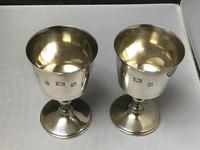 Excellent Pair of Solid Silver Goblets Eliz II (3 of 5) Excellent Pair of Solid Silver Goblets Eliz II (3 of 5)