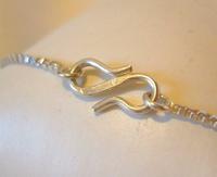 Vintage Silver Necklace 1970s Box Link Unusual Shepherds Hook Clasp (8 of 8) Vintage Silver Necklace 1970s Box Link Unusual Shepherds Hook Clasp (8 of 8)