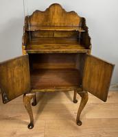 Georgian Style Walnut Cabinet (7 of 9) Georgian Style Walnut Cabinet (7 of 9)