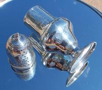 Rare 18th Century Robert Hennell l Solid Silver Vase Shape Sugar Caster / Sifter London 1785 (12 of 12) Rare 18th Century Robert Hennell l Solid Silver Vase Shape Sugar Caster / Sifter London 1785 (12 of 12)