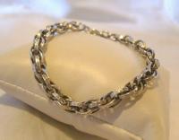 Vintage Silver Bracelet 1970s Ornate Heart Padlock 7 1/2" Length 13.3 Grams (3 of 11) Vintage Silver Bracelet 1970s Ornate Heart Padlock 7 1/2" Length 13.3 Grams (3 of 11)