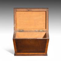Shaped Late George III Period Mahogany Tea Caddy (3 of 4) Shaped Late George III Period Mahogany Tea Caddy (3 of 4)
