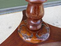 Early Victorian Round Mahogany Lamp Table (5 of 7) Early Victorian Round Mahogany Lamp Table (5 of 7)