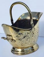 19th Century Embossed Brass Coal Scuttle (3 of 3) 19th Century Embossed Brass Coal Scuttle (3 of 3)