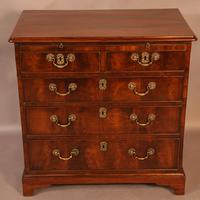 Rare English Walnut Small Chest of Drawers (5 of 9) Rare English Walnut Small Chest of Drawers (5 of 9)