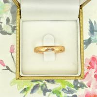 English Antique 9ct Rose Gold Wedding Band 1920's (10 of 10) English Antique 9ct Rose Gold Wedding Band 1920's (10 of 10)