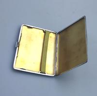 Good & Large Solid Silver Engine Turned Cigarette Case c.1963 (4 of 5) Good & Large Solid Silver Engine Turned Cigarette Case c.1963 (4 of 5)