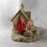 Lilliput Lane "Victoria Cottage" (4 of 6) Lilliput Lane "Victoria Cottage" (4 of 6)