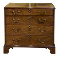 George III Mahogany Chest of Drawers (2 of 10) George III Mahogany Chest of Drawers (2 of 10)
