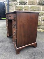 Mahogany Kneehole Writing Desk (3 of 9) Mahogany Kneehole Writing Desk (3 of 9)