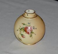 1914 Royal Worcester Globular Shaped Blush Ivory Vase ' Roses ' (2 of 4) 1914 Royal Worcester Globular Shaped Blush Ivory Vase ' Roses ' (2 of 4)