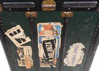 Vintage Steamer Trunk Luggage Case Harrison and Co New York (3 of 28) Vintage Steamer Trunk Luggage Case Harrison and Co New York (3 of 28)