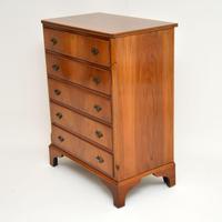 Antique Georgian Style Walnut Chest of Drawers (5 of 8) Antique Georgian Style Walnut Chest of Drawers (5 of 8)