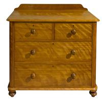 A Victorian Birch Satinwood Chest of Drawers (6 of 7) A Victorian Birch Satinwood Chest of Drawers (6 of 7)