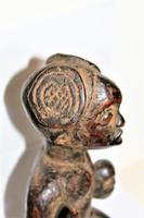 Delightful & Finely Carved Pair of Yoruba Wood Figurines (5 of 8) Delightful & Finely Carved Pair of Yoruba Wood Figurines (5 of 8)