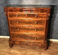 Victorian Mahogany Chest of Drawers (8 of 12) Victorian Mahogany Chest of Drawers (8 of 12)