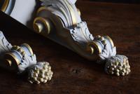 Late 19th Century Gilt and White Painted Corner Wall Brackets (8 of 10) Late 19th Century Gilt and White Painted Corner Wall Brackets (8 of 10)