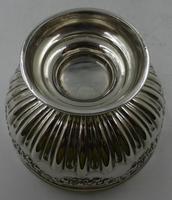 Antique Victorian Silver Bowl - London 1899 (2 of 6) Antique Victorian Silver Bowl - London 1899 (2 of 6)